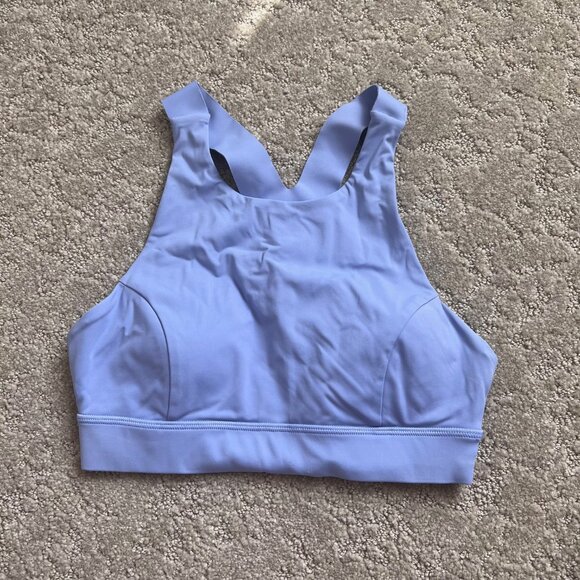 Lululemon Fast and Free Bra Size 6 - Hydrangea Blue - Picture 1 of 2